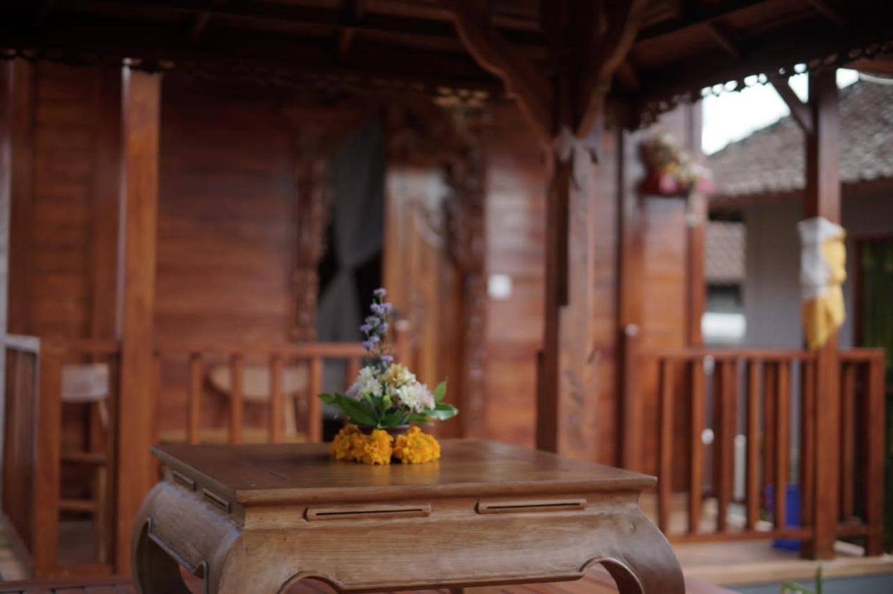 Teba Junjungan * Ubud