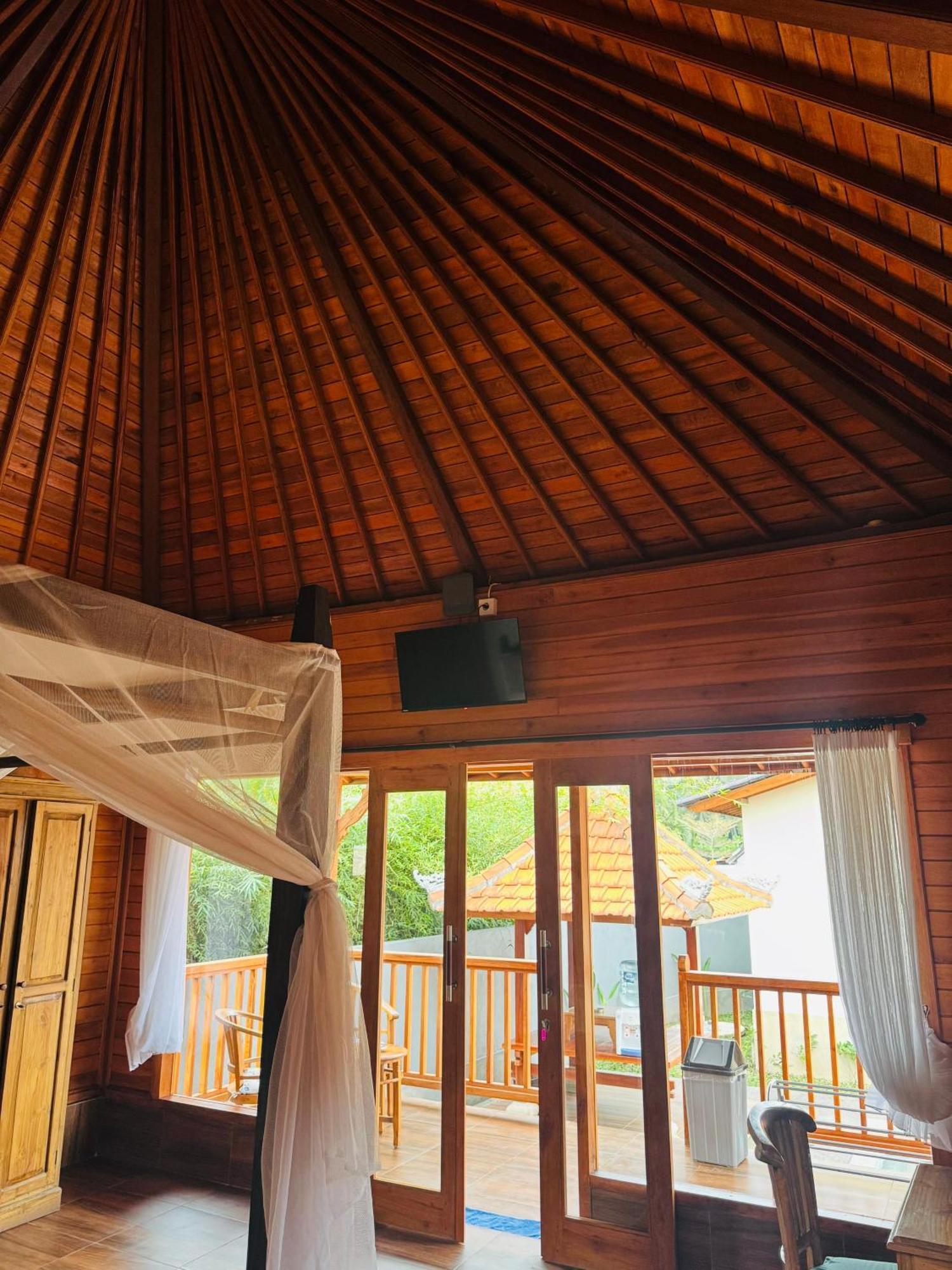 Teba Junjungan * Ubud